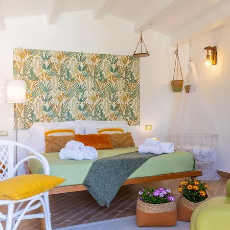 Luxury At At 390 Meters About From The With Private Swimming Pool *