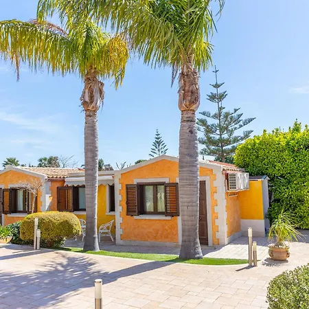 Villa Luxury At At 390 Meters About From The With Private Swimming Pool Pozzallo